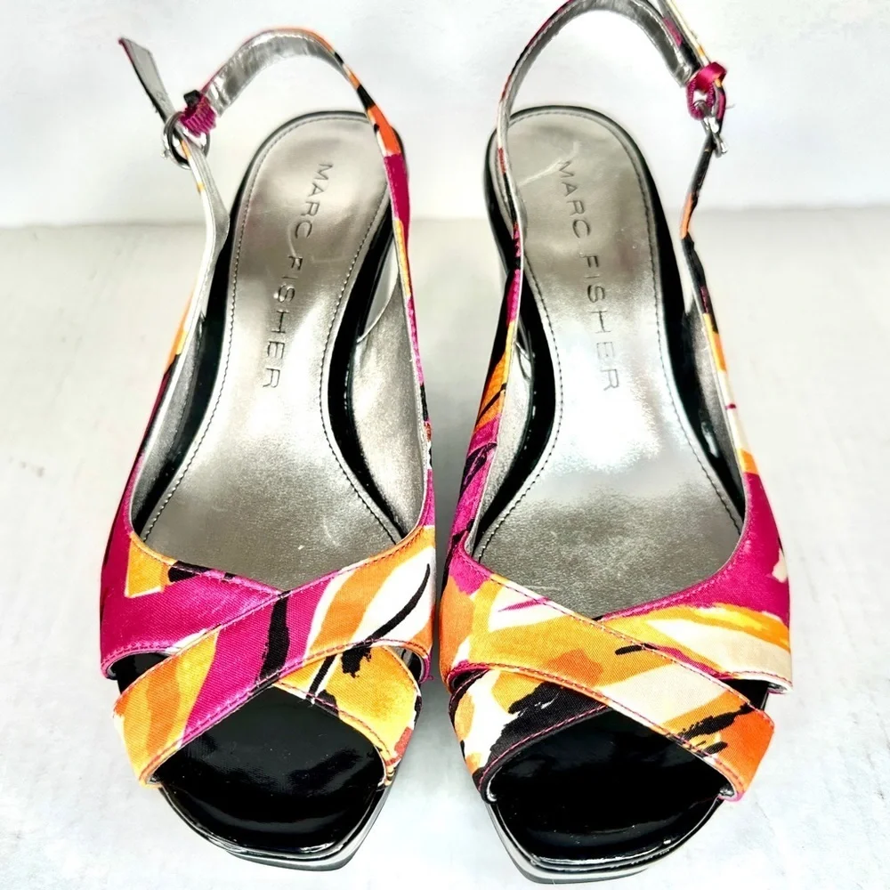 Marc Fisher Multicolor Peep Toe Wedge Sandal Size 7